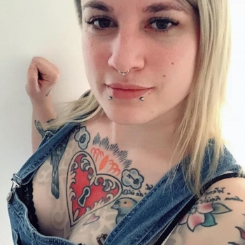 pinklola uit brussels gewest