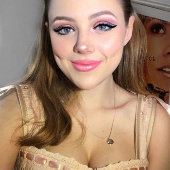 alimee uit antwerpen
