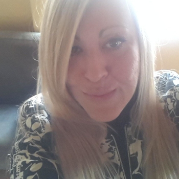 naughtybee uit flevoland