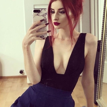 sharona_24 uit zuid-holland