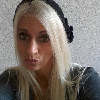 moppie0101 uit groningen